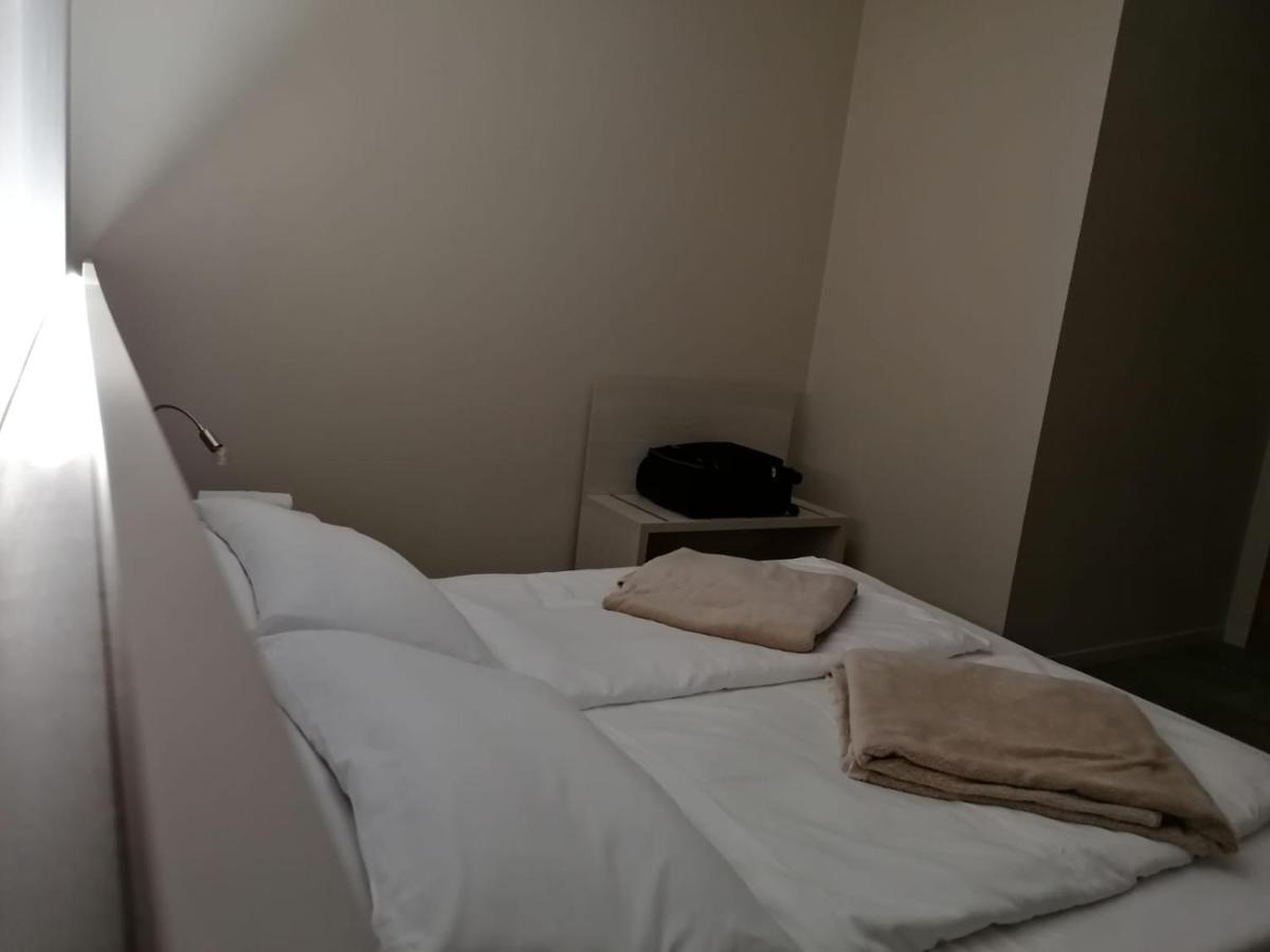 Hotel Europa Доссобуоно Экстерьер фото
