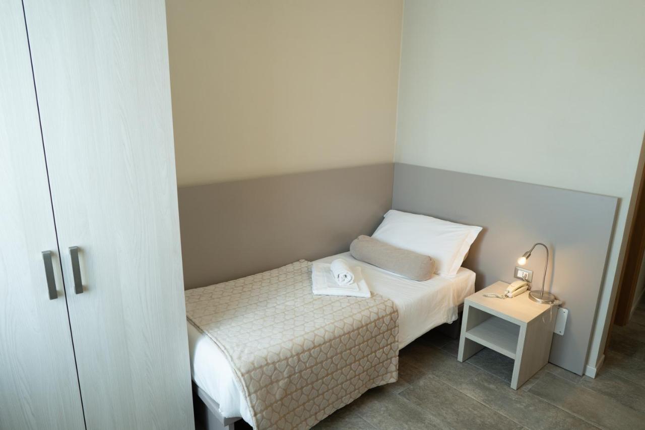 Hotel Europa Доссобуоно Экстерьер фото