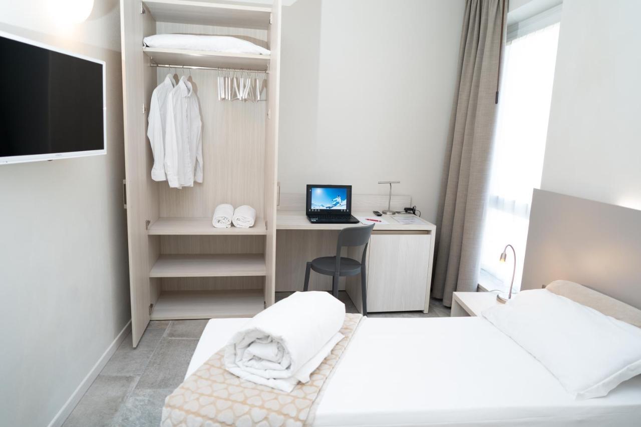 Hotel Europa Доссобуоно Экстерьер фото