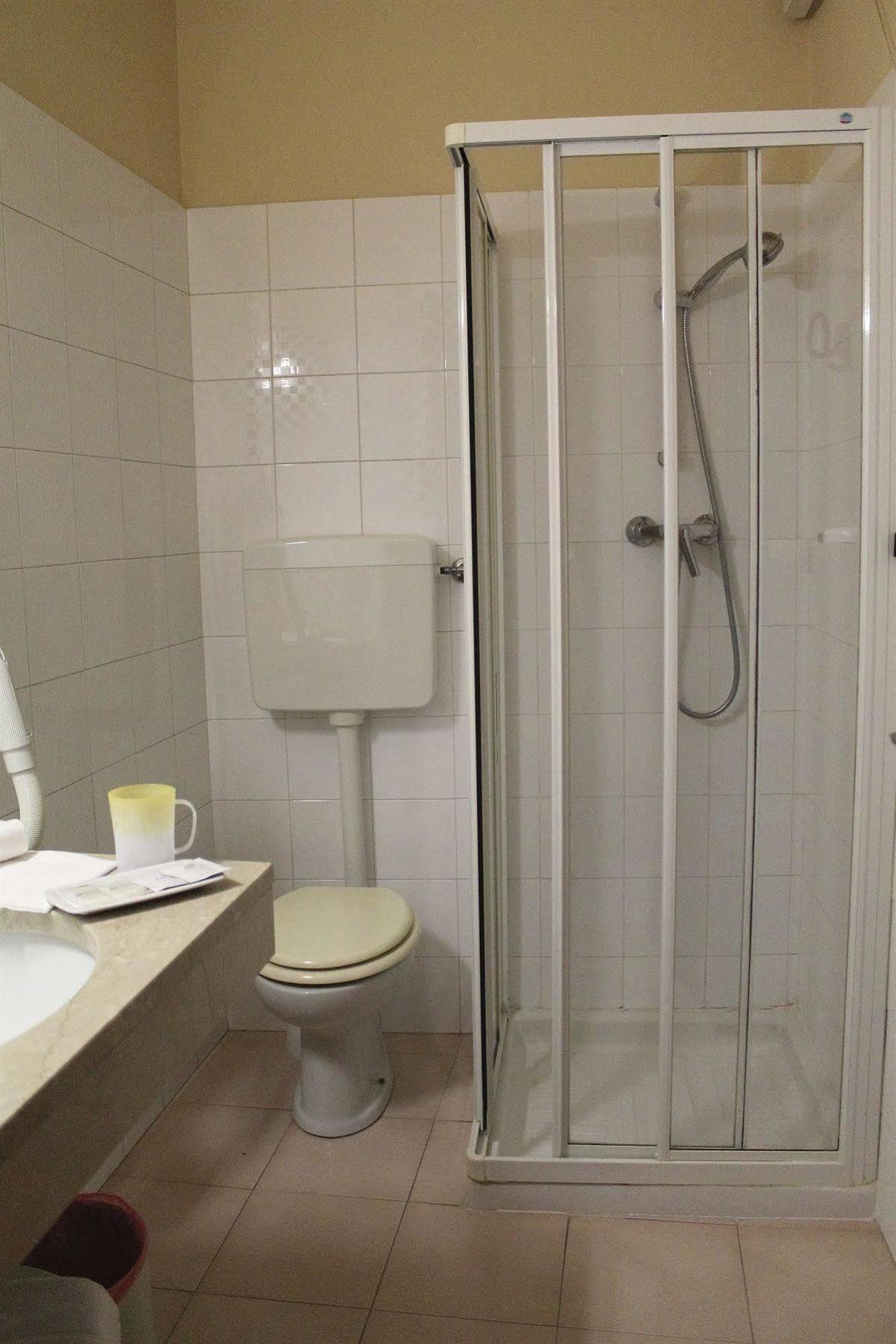 Hotel Europa Доссобуоно Экстерьер фото